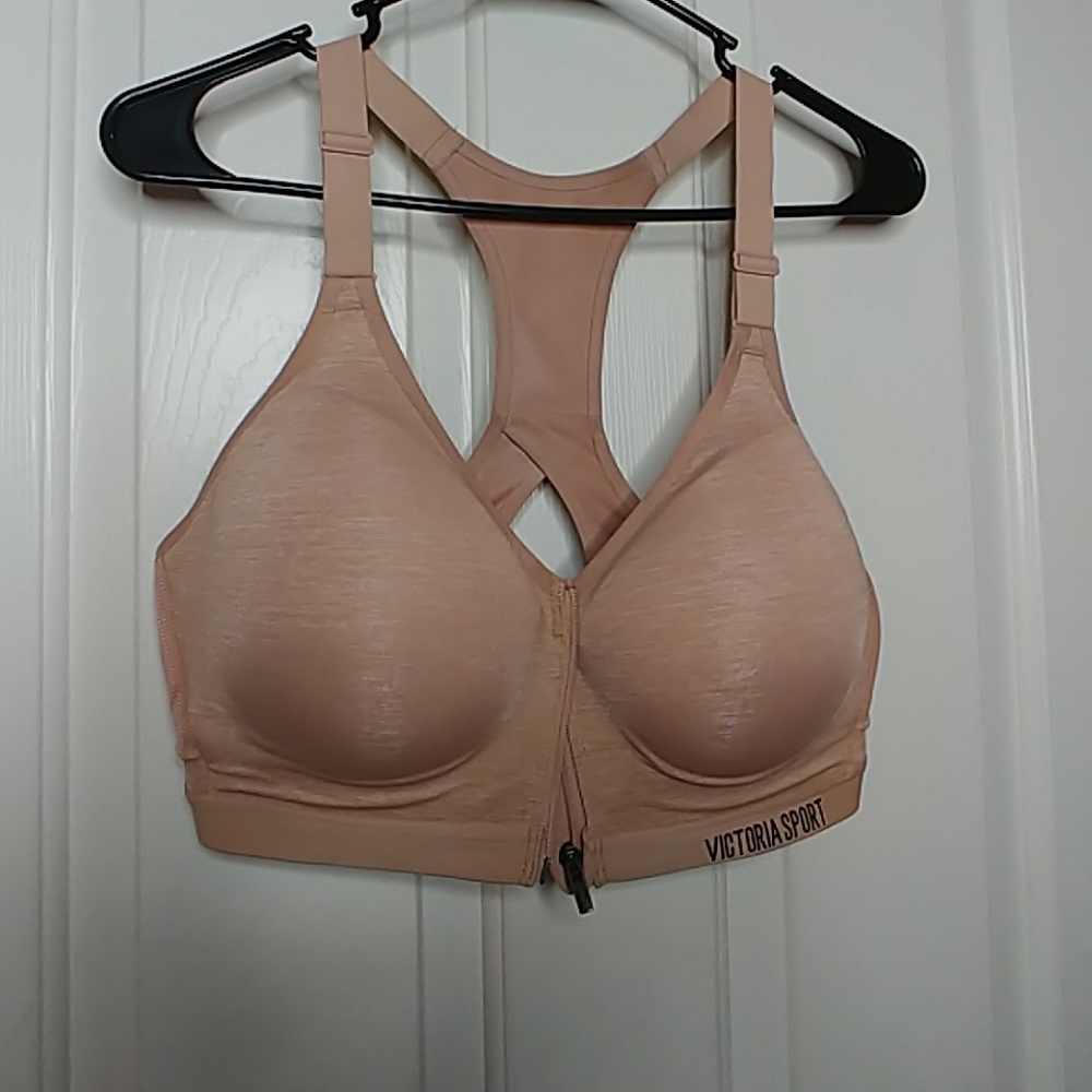 Sports bra victorias secret